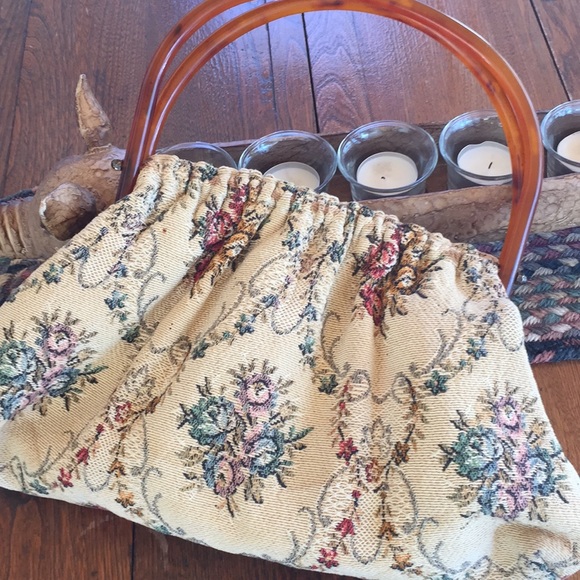 Vintage floral embroidered bag - Picture 2 of 5